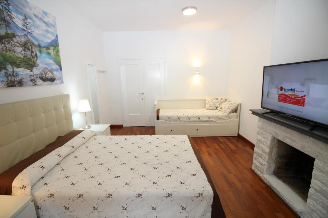 Rooms Viladomat Barcelona Kültér fotó